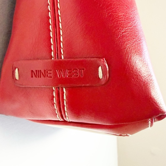 Nine West Red Vegan Leather Purse with Contrasting Cream at Handles - Picture 3 of 12